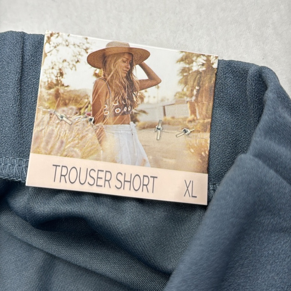 NWT - Sincerely Jules Trouser Short XL - Light Teal dressy dress shorts greenish - Picture 7 of 8